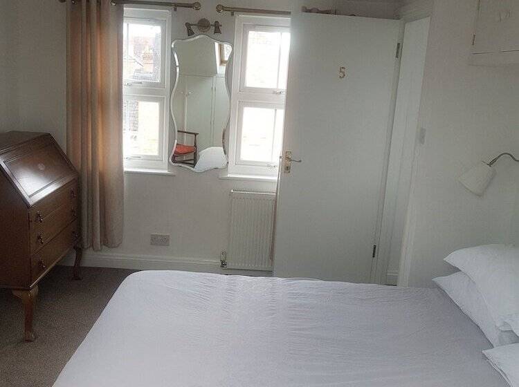 豪华房间, Cozy Place