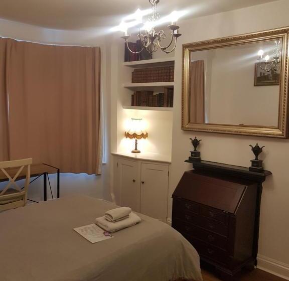 高级单人间, Cozy Place