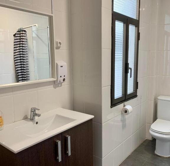 غرفة قياسية فردية حمام مشترك, Montero Sestao Bilbao