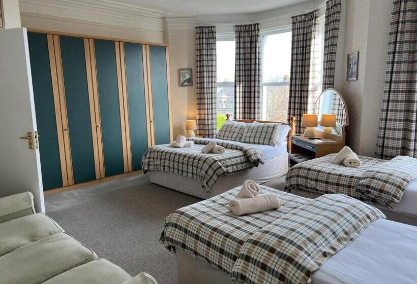 Семейный Номер, Princetown Guesthouse