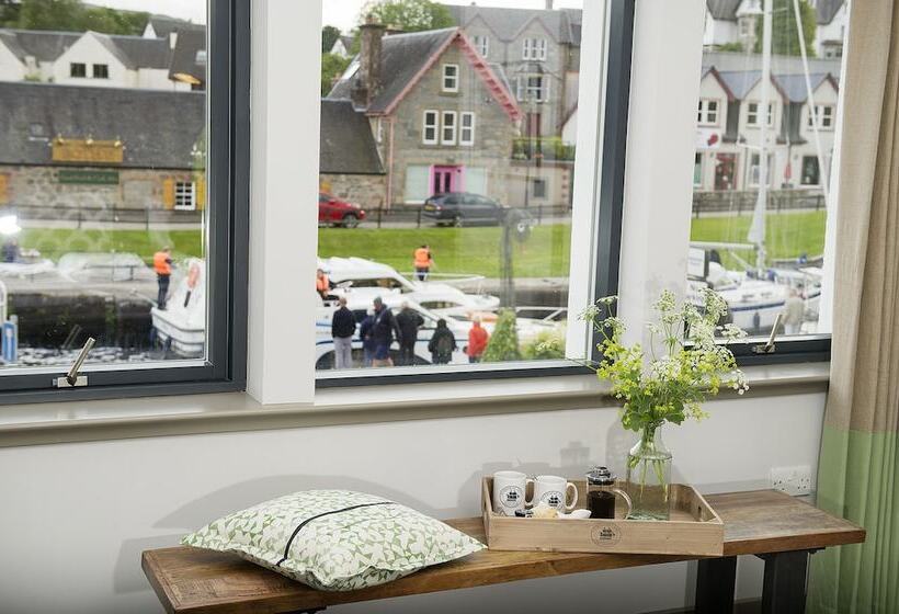 غرفة عائلية, Lock Chambers, Caledonian Canal Centre