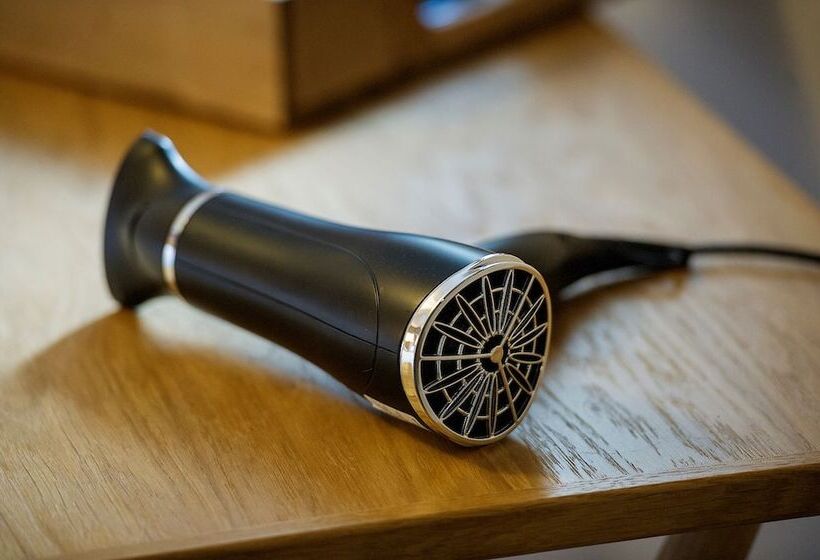 غرفة عائلية, Lock Chambers, Caledonian Canal Centre