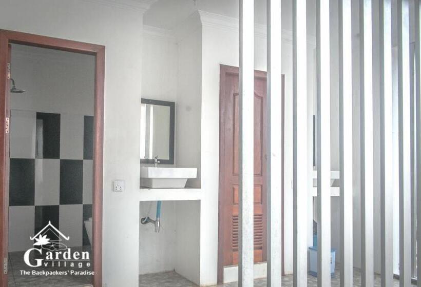 اتاق اکونومی یک تخته, Garden Village Guesthouse & Pool Bar