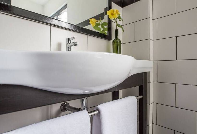 四人标准间, The Marian Boutique Lodging House