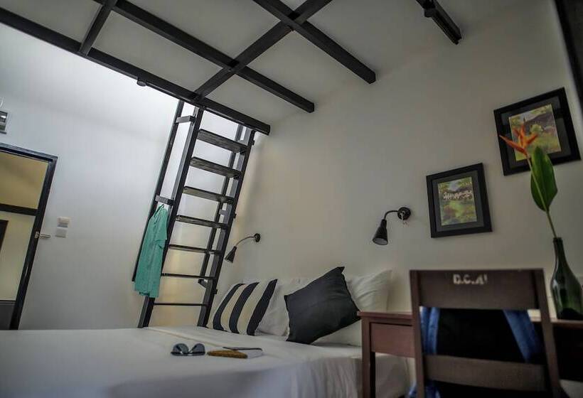 四人标准间, The Marian Boutique Lodging House