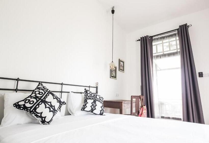 스탠다드 룸 킹사이즈 침대, The Marian Boutique Lodging House