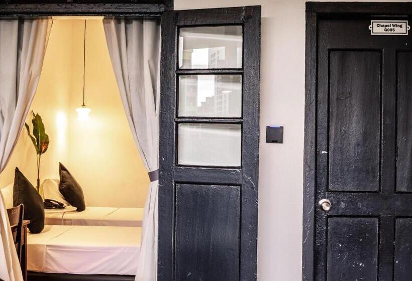 标准间带游泳池, The Marian Boutique Lodging House