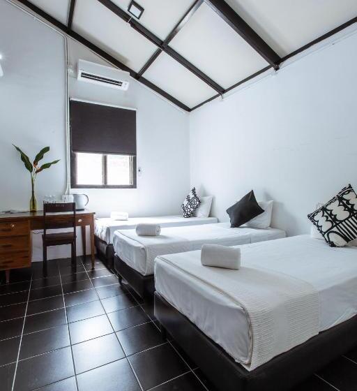 标准三人间, The Marian Boutique Lodging House