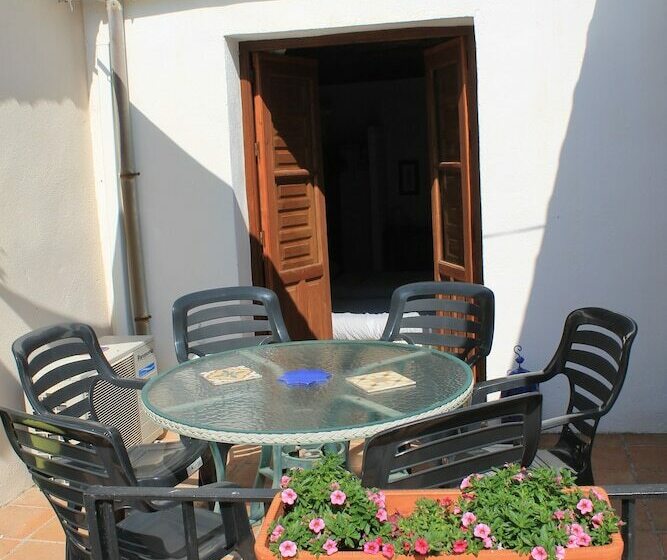 منزل 3 غرف نوم, Casa Mundo   16th Century Country House With 21 M² Pool, Barbecue   Andalusia