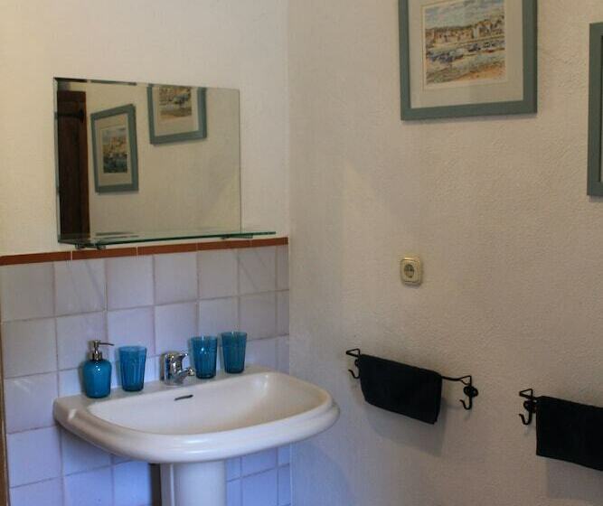 منزل 3 غرف نوم, Casa Mundo   16th Century Country House With 21 M² Pool, Barbecue   Andalusia