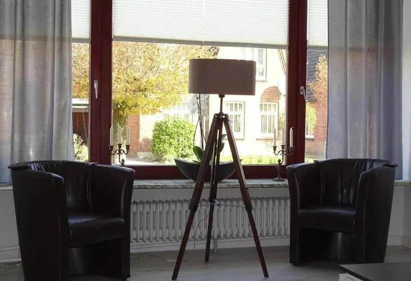 ファミリーステューディオ, Gästehaus Schwentineblick