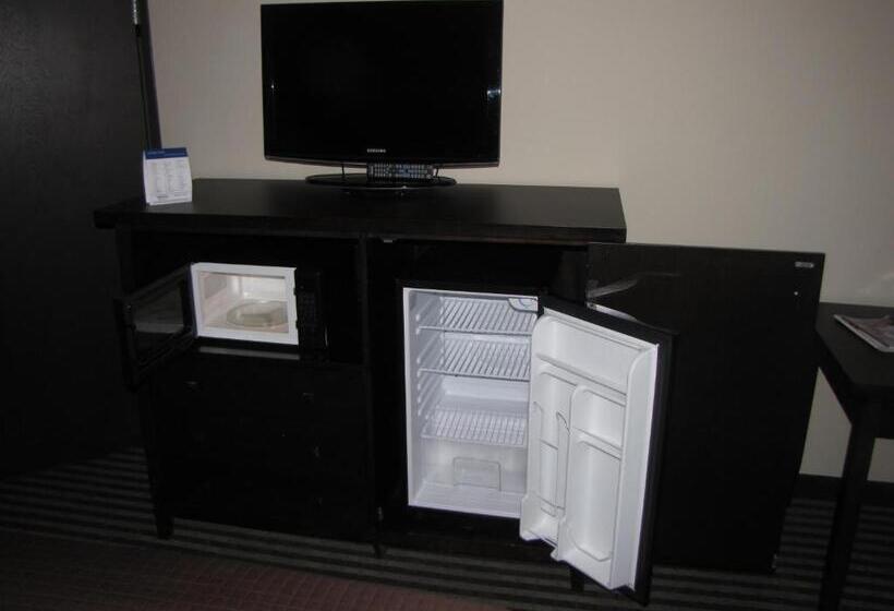 身障者適用キングサイズベッドルーム, Baymont By Wyndham Dallas/ Love Field