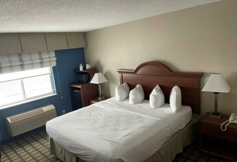 غرفة قياسية سرير كينج, Baymont By Wyndham Galesburg