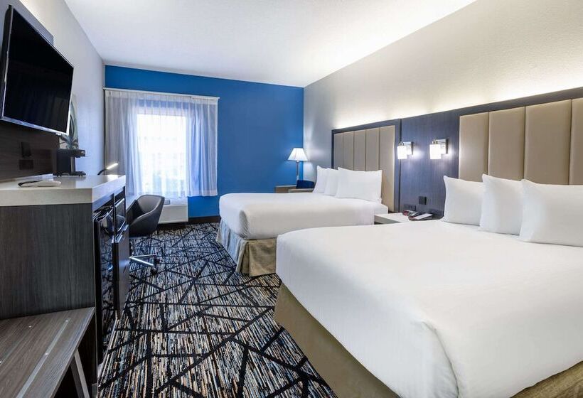 غرفه قياسيه سريرين مزدوجين, Baymont By Wyndham Lavergne