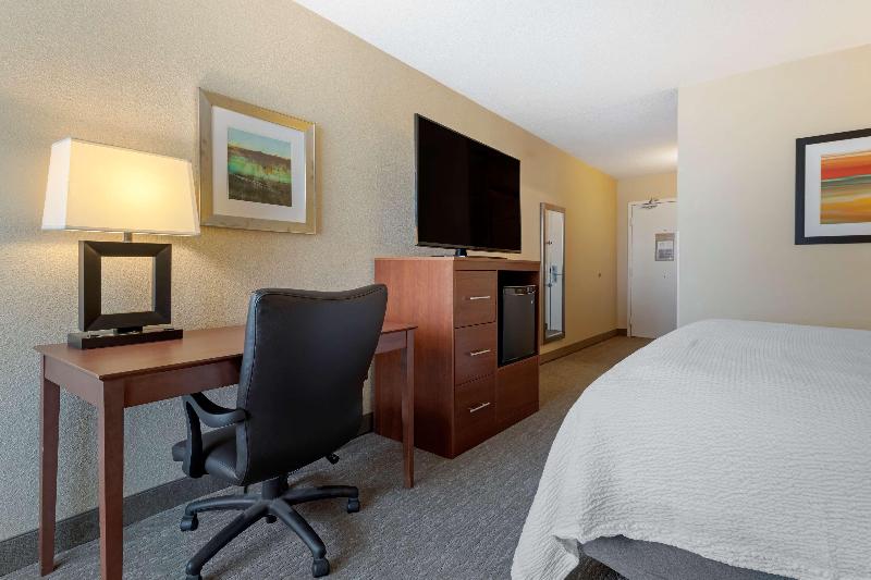 Номер Стандарт Кровать Кинг Адаптированный для Инвалидов, Best Western Fairmont