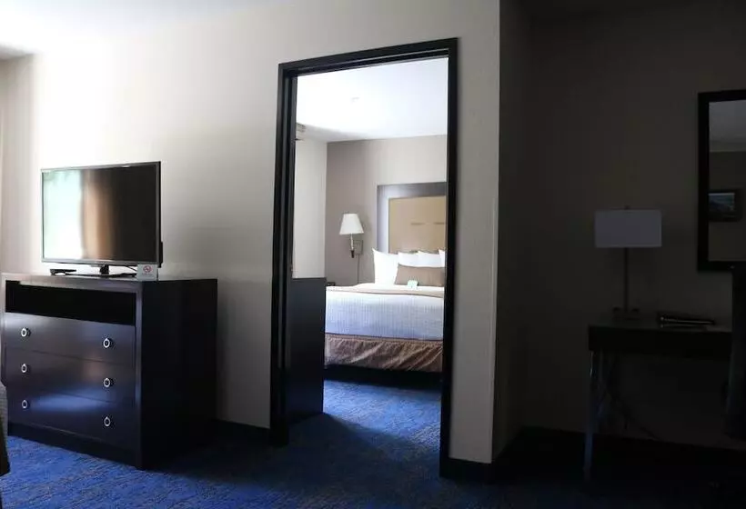 スイート, Best Western Plus Portland Airport Hotel & Suites