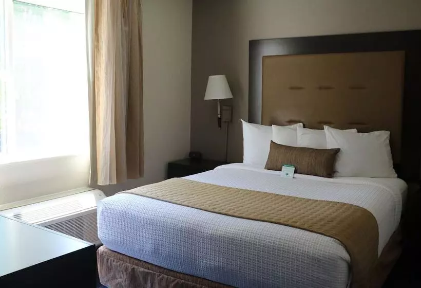 スイート, Best Western Plus Portland Airport Hotel & Suites