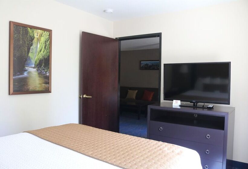 سوییت, Best Western Plus Portland Airport Hotel & Suites