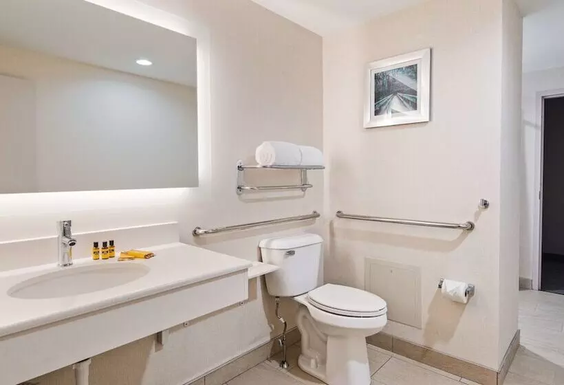 スイート, Best Western Plus Wilkes Barrescranton Airport