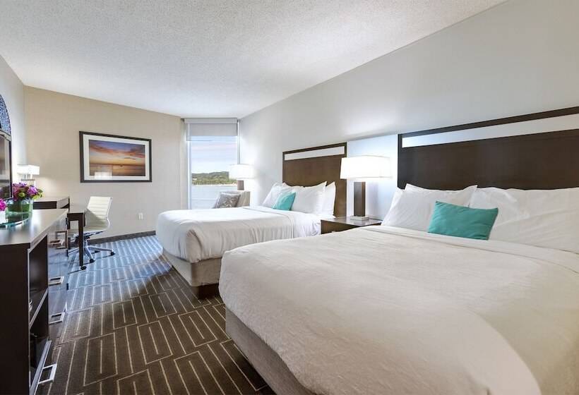 חדר סטנדרט שתי מיטות זוגיות, Delamar Traverse City