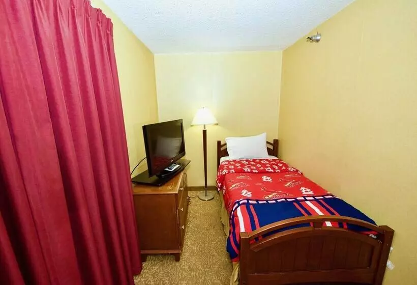 スイート, Holiday Inn Express Hotel & Suites Fenton/i 44, An Ihg