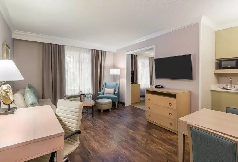 Sviitti, Holiday Inn Express Fairhope   Point Clear, An Ihg