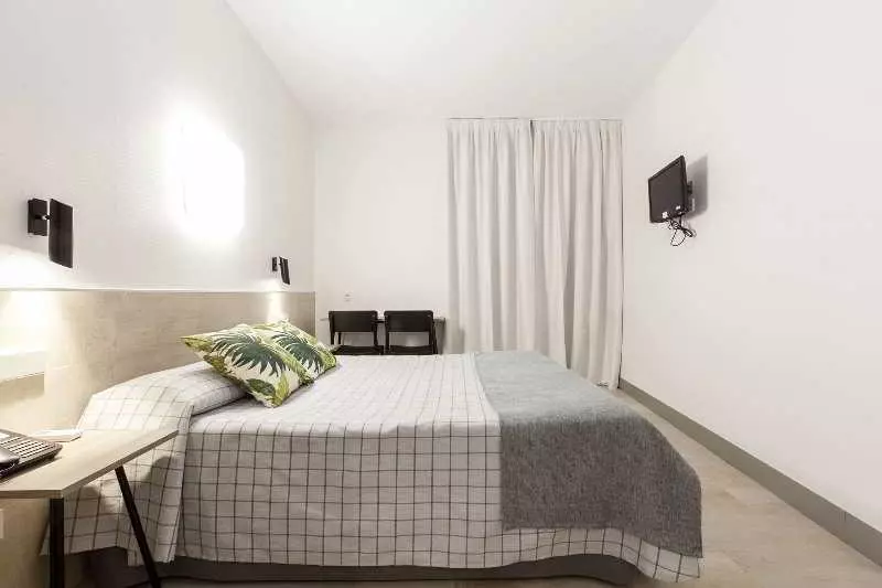 اتاق استاندارد با تخت بزرگ, Holiday Inn Santa Ana Orange County Airport, An Ihg