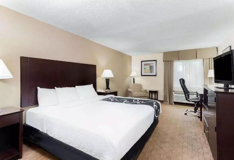キングサイズベッドのデラックスルーム, La Quinta By Wyndham Frankfort