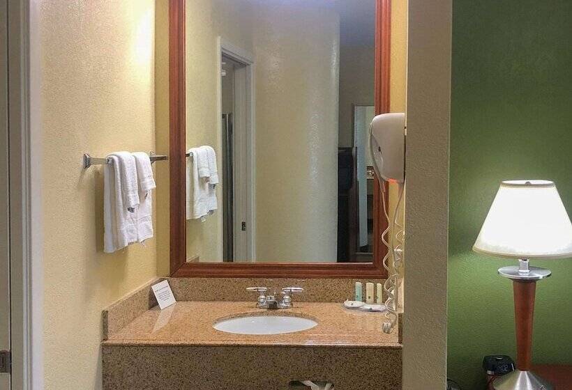 标准间带双人床, Quality Inn Baytown  Houston East