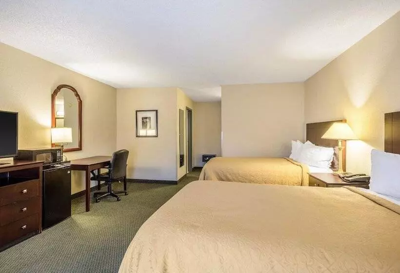２ダブルベッドのスタンダードルーム, Quality Inn & Conference Center