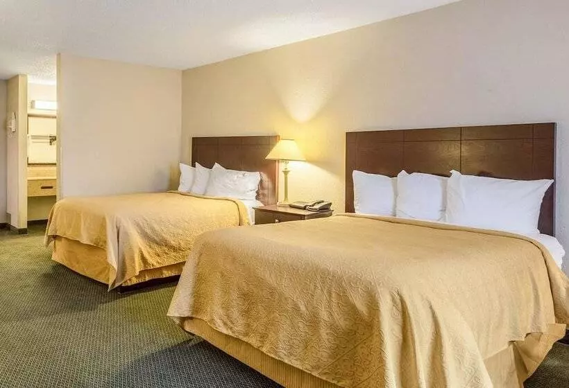 ２ダブルベッドのスタンダードルーム, Quality Inn & Conference Center