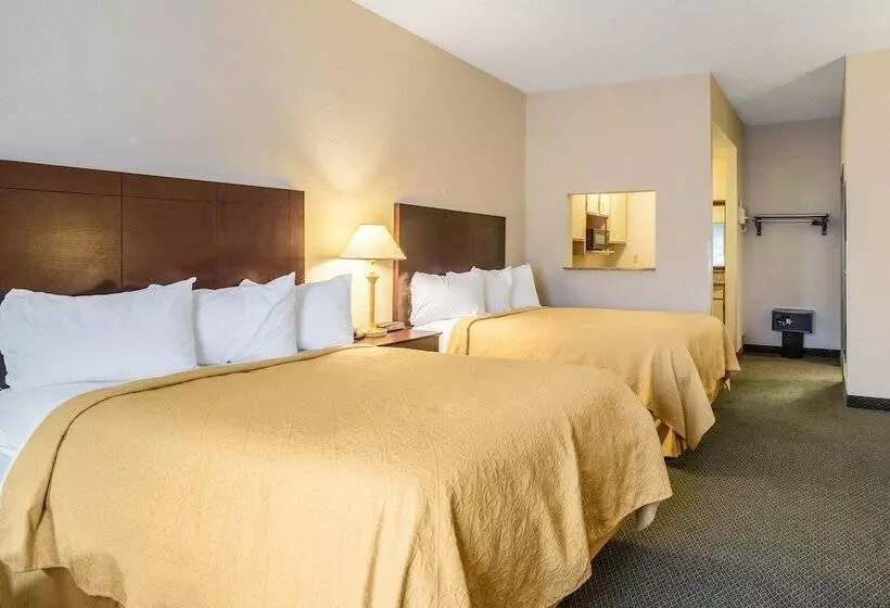 ２ダブルベッドのスタンダードルーム, Quality Inn & Conference Center