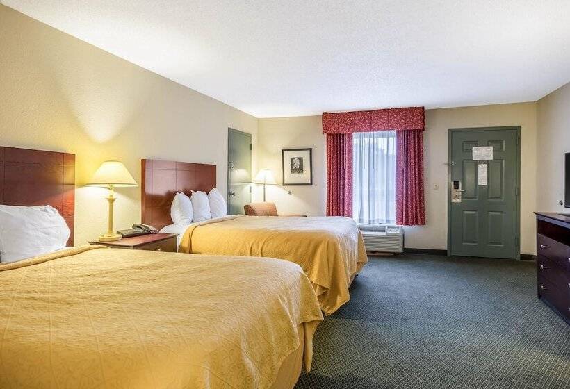 غرفه قياسيه سريرين مزدوجين, Quality Inn & Conference Center