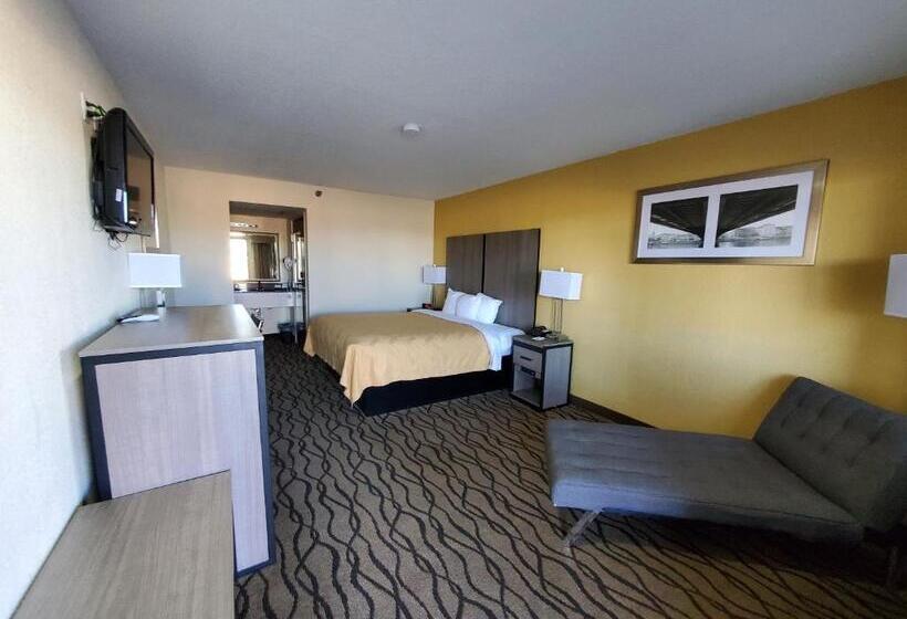 스탠다드 룸 킹사이즈 침대, Quality Inn