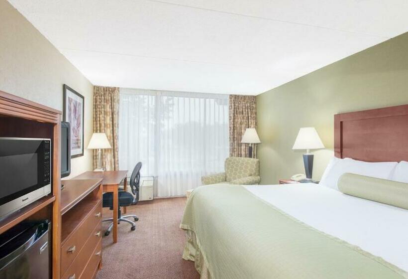 キングサイズベッドのスタンダードルーム, Hawthorn Extended Stay By Wyndham Ellsworth Bar Harbor