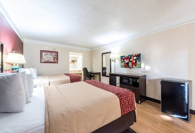 Quarto Deluxe, Red Roof Inn & Suites Clinton, Tn
