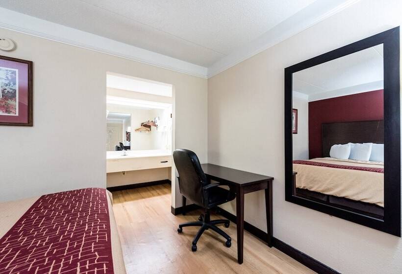 غرفة ديلوكس, Red Roof Inn & Suites Clinton, Tn