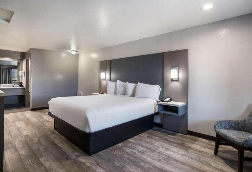 适合残疾人士使用的带超级大床的标准间, Surestay Hotel By Best Western Ukiah