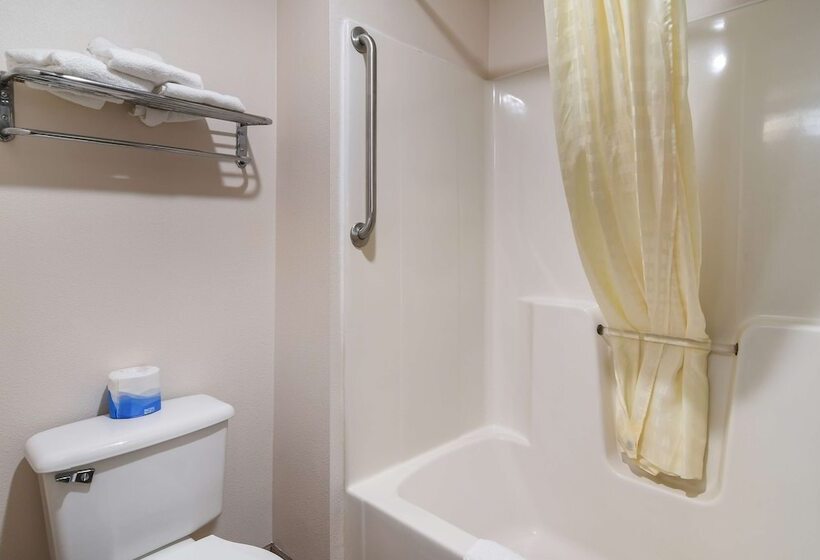 غرفه قياسيه سريرين مزدوجين, Surestay Plus Hotel By Best Western Tarboro