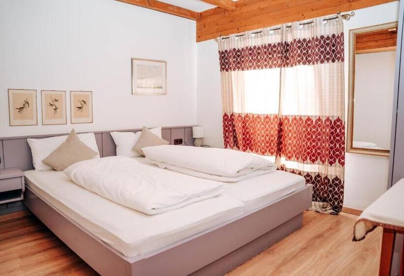 Номер Стандарт, Ihre Pension In Amerang
