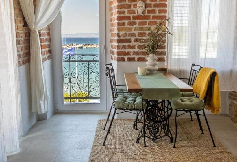 Superior studio with terrace, The House