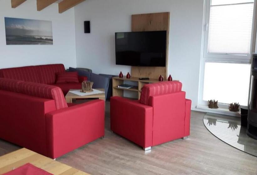 Дом 3 Спальни, Schwimmende Häuser Im Baltic Sea Resort