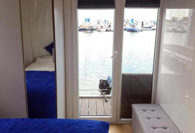 Дом 1 Спальня, Schwimmende Häuser Im Baltic Sea Resort
