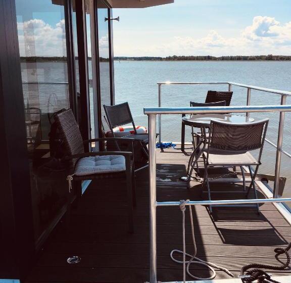 Дом 1 Спальня, Schwimmende Häuser Im Baltic Sea Resort