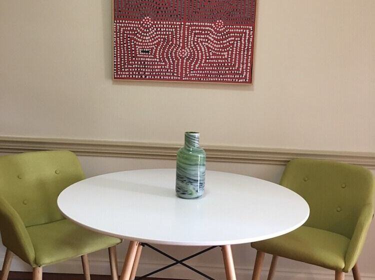 חדר אקזקיוטיב, The Arabella North Coast