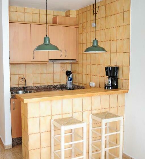 استودیوی استاندارد, Los Escondidos Ibiza