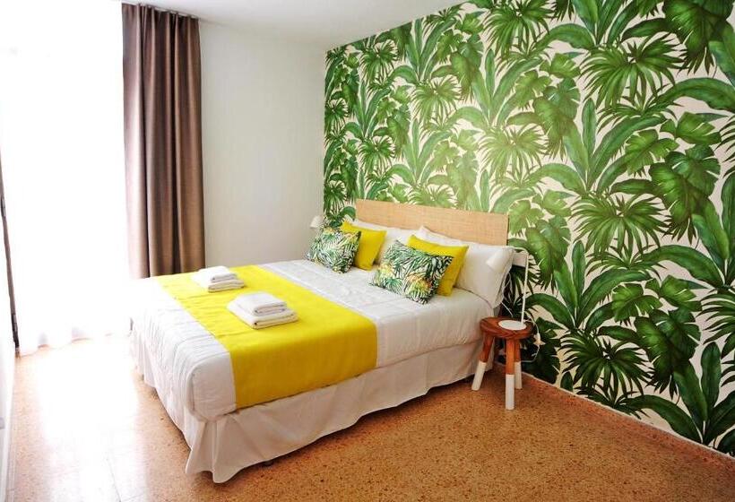 آپارتمان 2 خوابه, Los Escondidos Ibiza