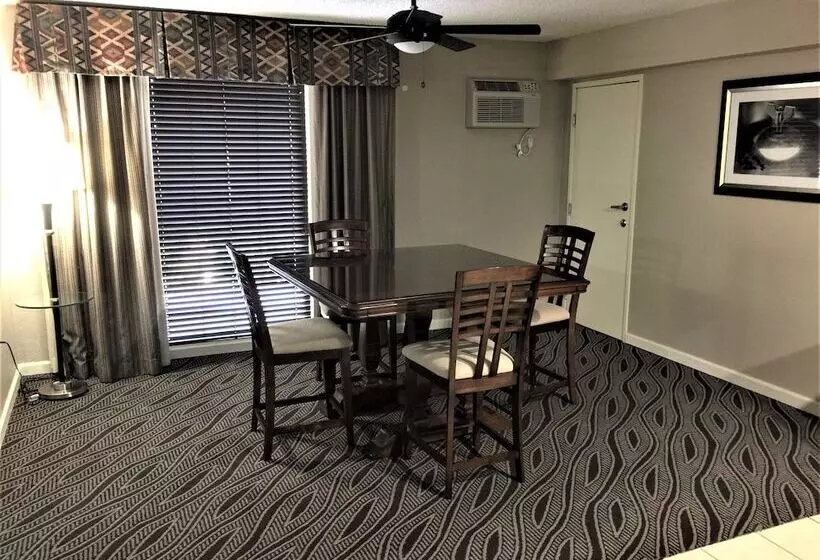 Sviitti, Best Western Plus Galleria Inn & Suites