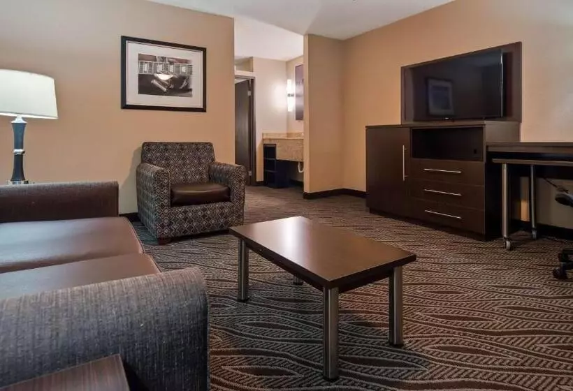 Sviitti King-vuode, Best Western Plus Galleria Inn & Suites