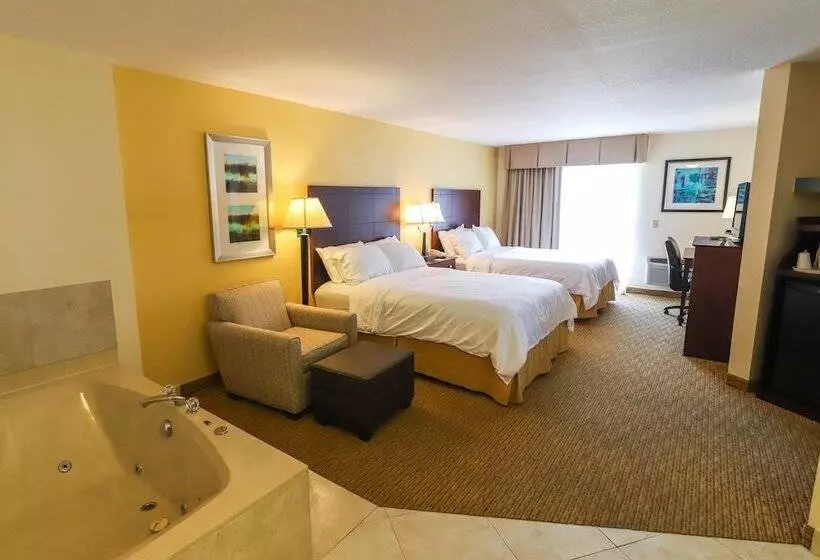 ２ダブルベッドのスタンダードルーム, Holiday Inn Express St Ignace Lake Central, An Ihg